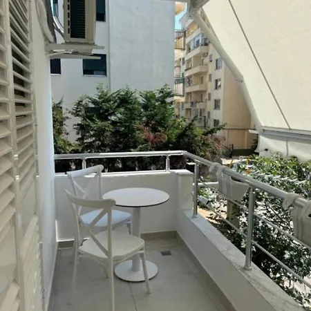 Apartment Keesi 2 *
