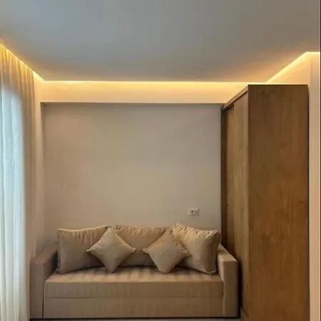 Keesi 2 * Durres