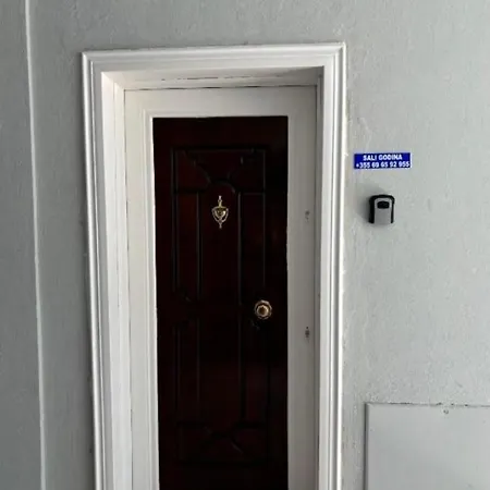 Apartment Keesi 2 *
